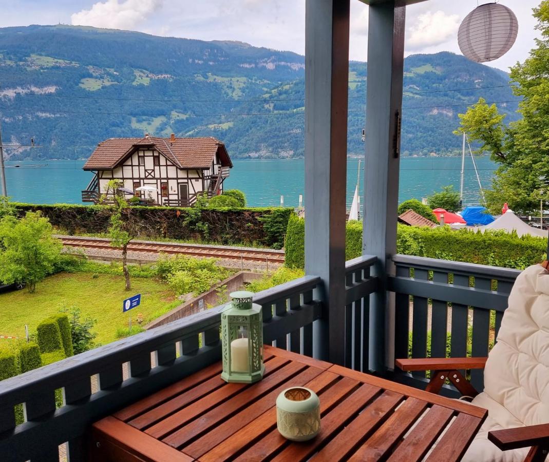 Strandhuesli Directly On Lake Thun Därligen Exterior foto